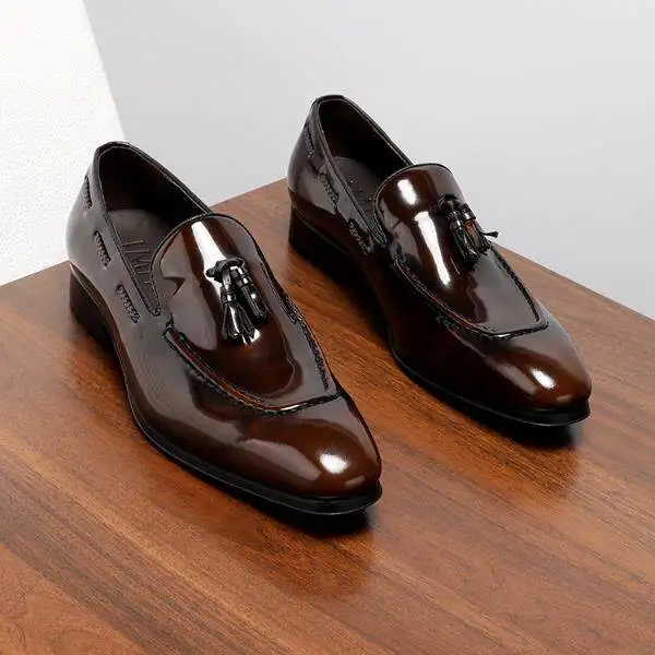 British Style Genuine Leather Men Loafers Breathable Tassel Slip On Dress Shoes Shiny Business Casual Leather Shoes For Summer