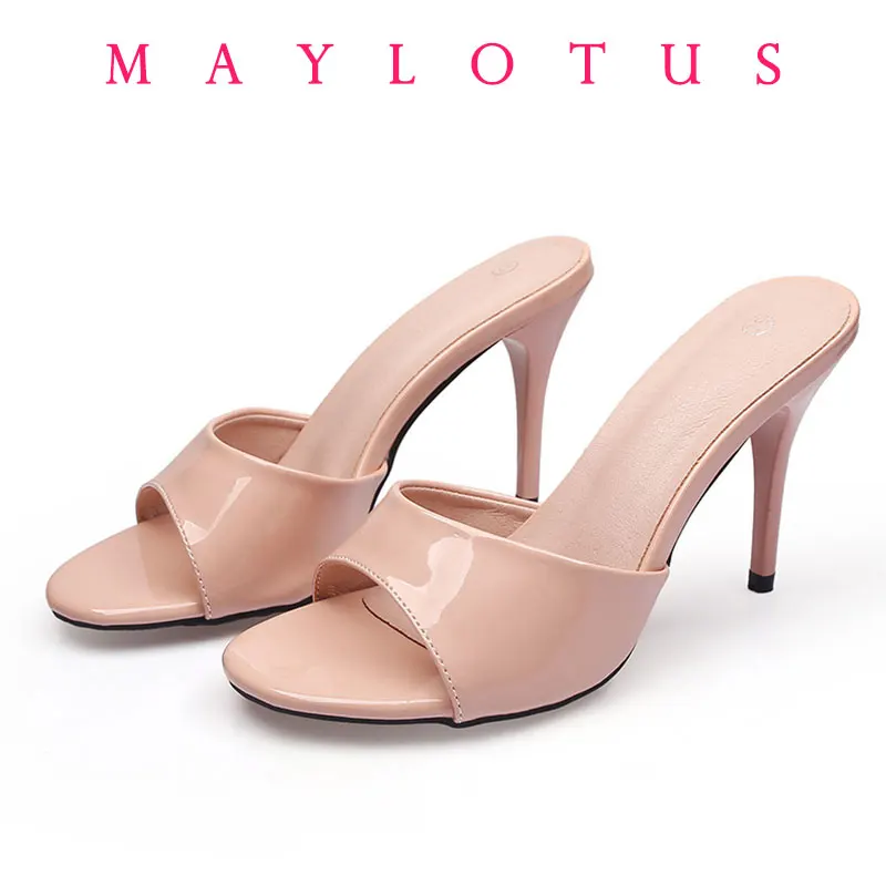 

2025 Shoes Woman's Slippers Heeled Mules Big Size Low Slides High Summer Thin Patent Leather Rubber Rome PU Fabric Hoof Shoes
