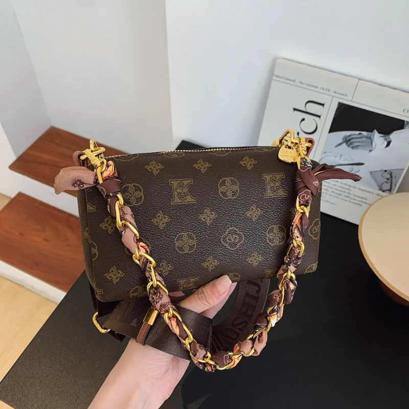 

2025 New Women's Chain Shoulder Bag - High - Sense Retro Design, Versatile Crossbody/Armpit Carry