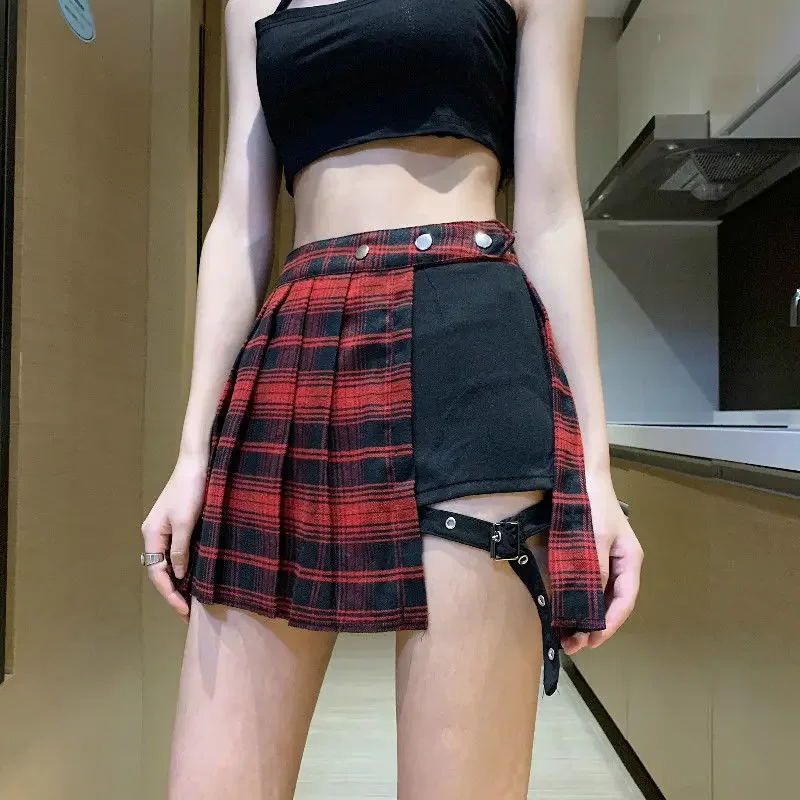 Falda plisada de cintura alta para mujer, falda sexy negra gótica Harajuku, falda punk para niña con pantalones cortos, nueva falda a cuadros de