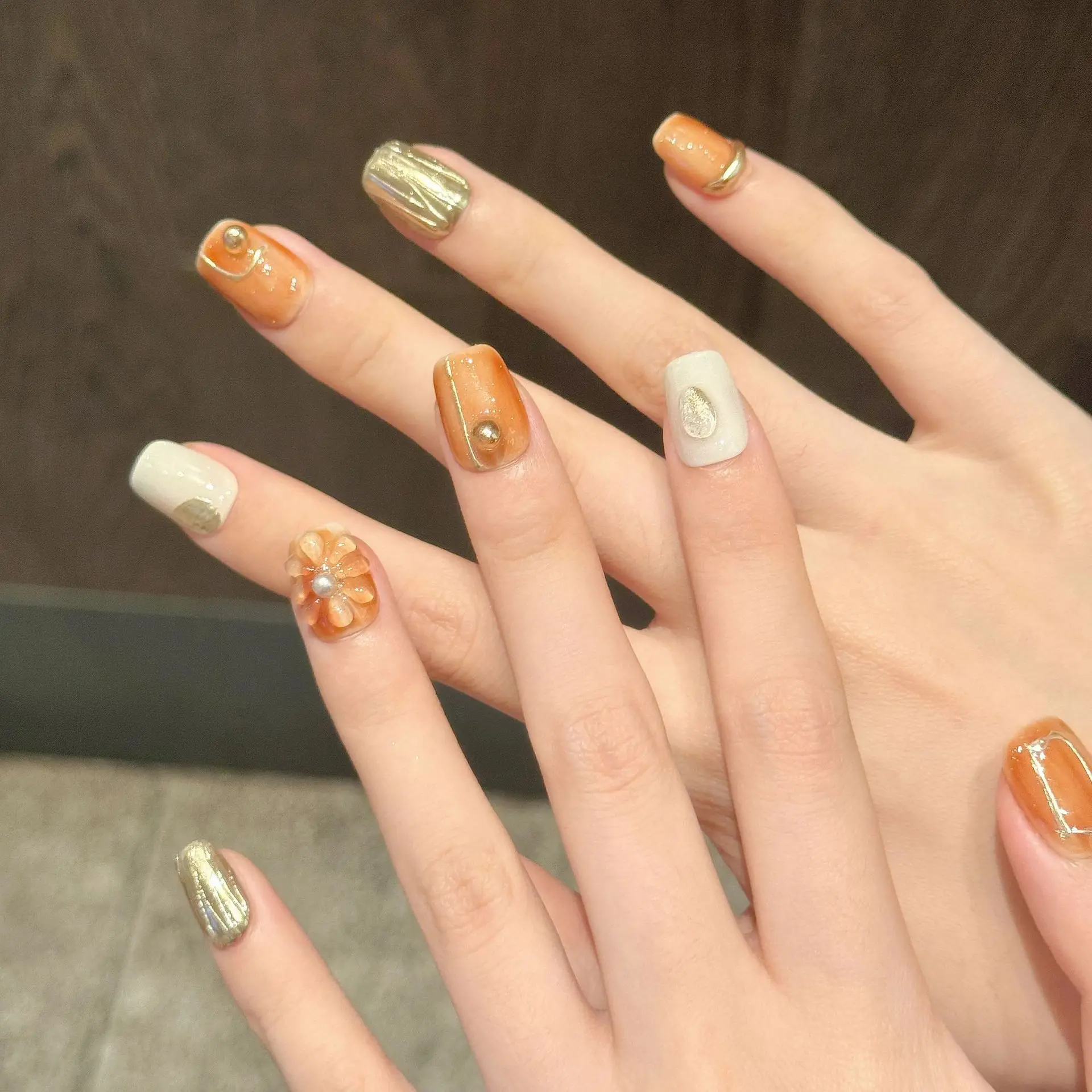 10 pièces paillettes feuilles à la main faux ongles conseils jaune oeil de chat court Ballet presse sur les ongles Art serpent diamant conception faux ongles