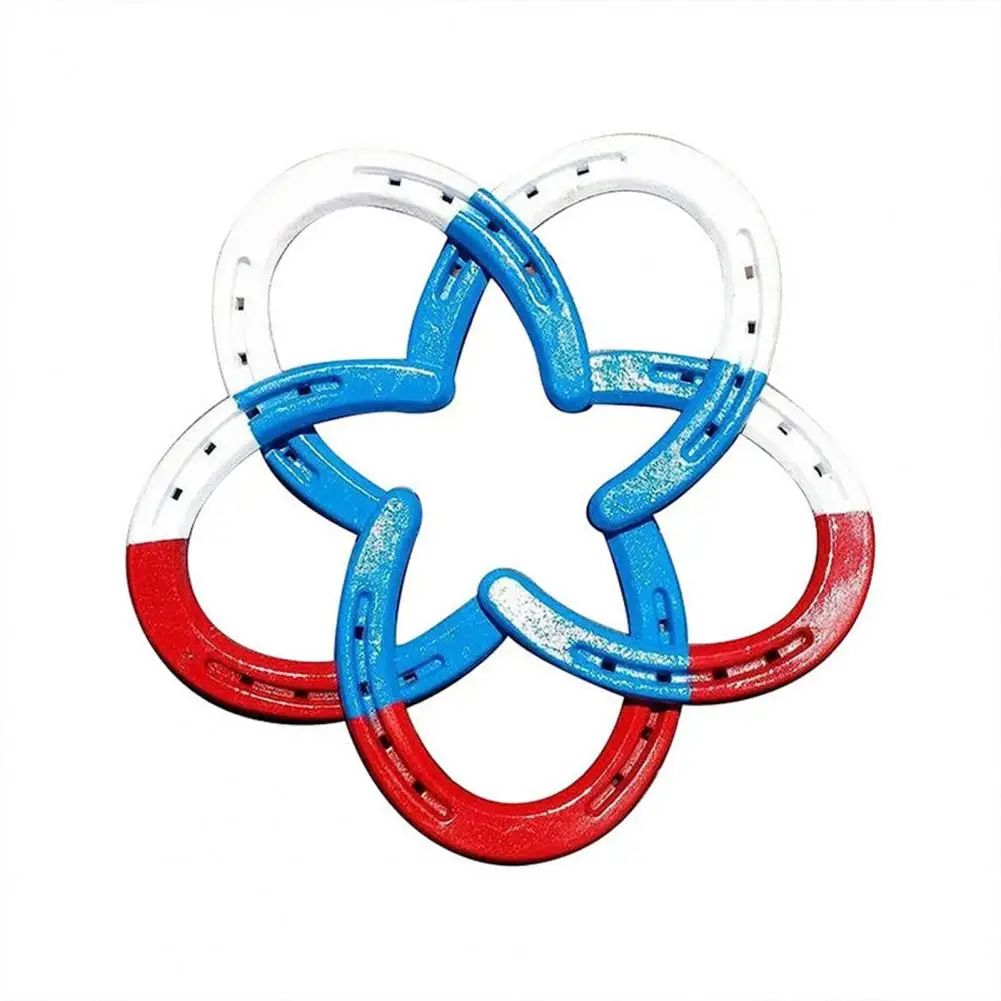 Patriotic Horseshoe Hanging Decoration Flower-shaped Wall Decor Patriotic Metal Hollow Star Flower Wall Hanging Unique for Room