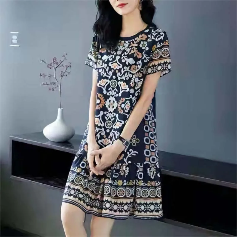 Summer Retro Print Dress for Women Imitation Ice Silk Loose Comfortable Short-sleeved Dress Big Swing Maxi Dress Mom's Gift