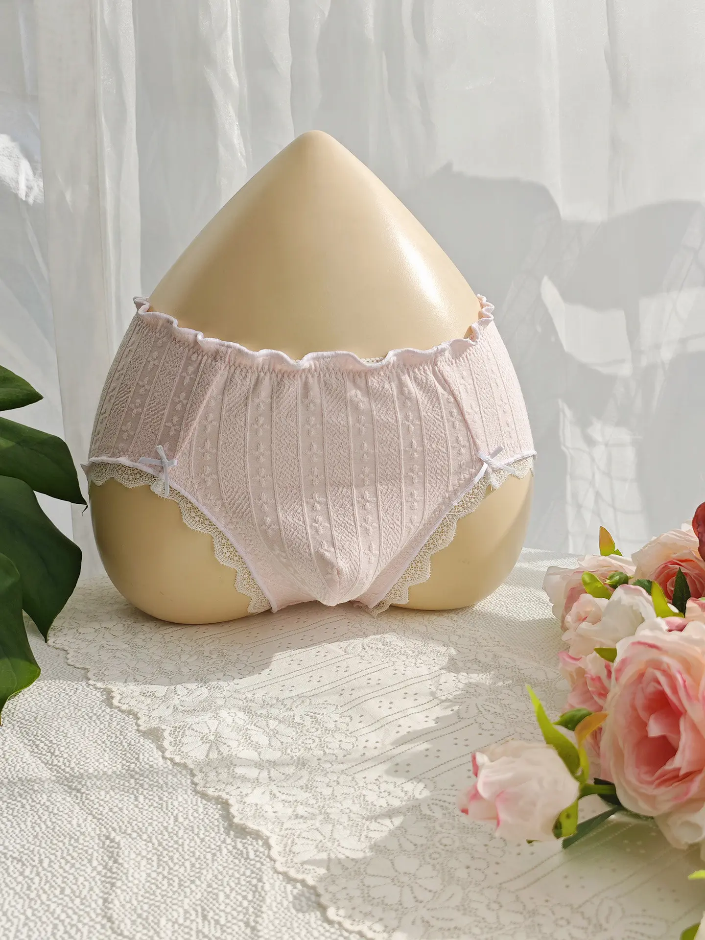 Medium and Low Waist Men's Briefs Sweet Wind Cute Pure Lace Edge Feminized Pure Cotton