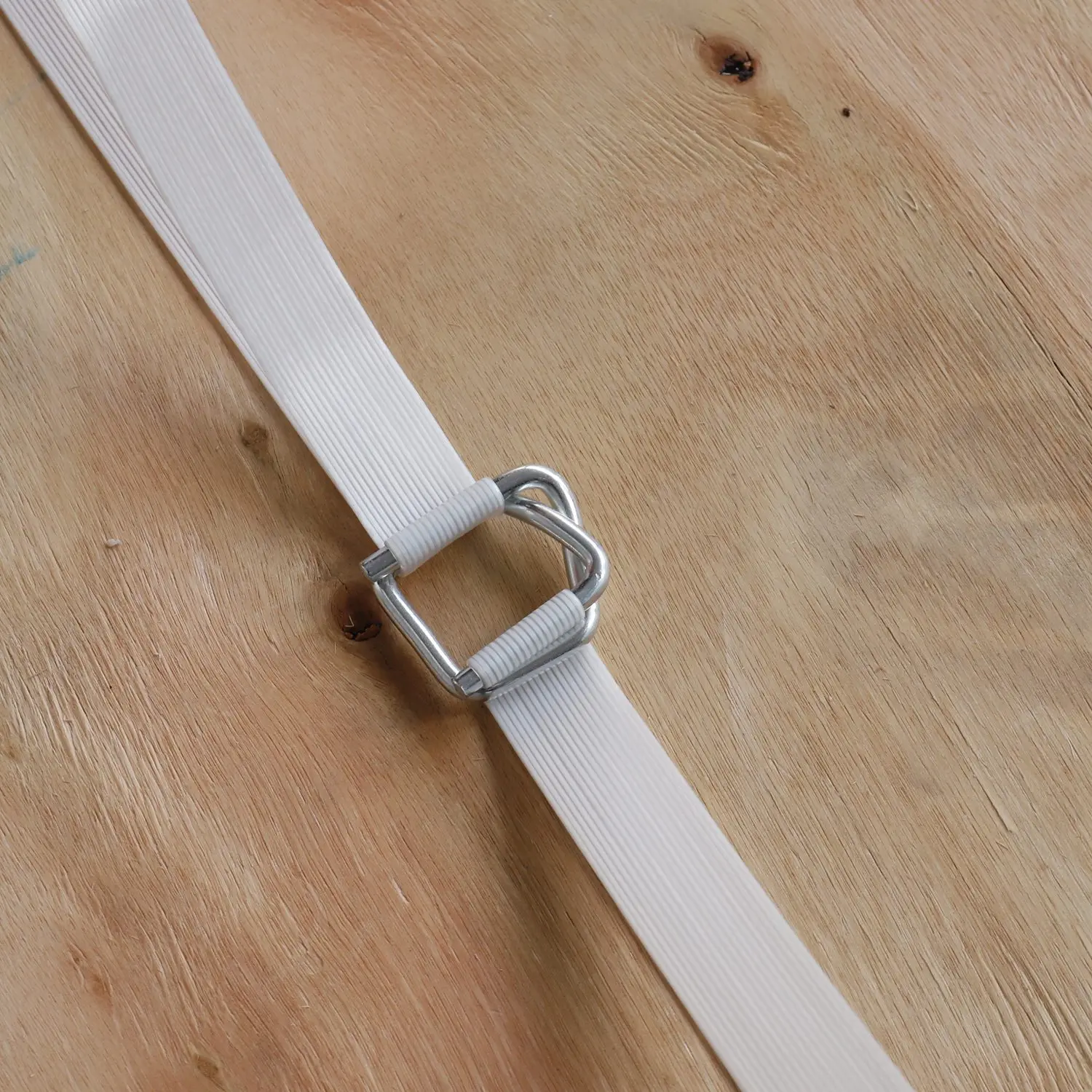 

Высокопрочный композитный ремешок для ручной упаковки