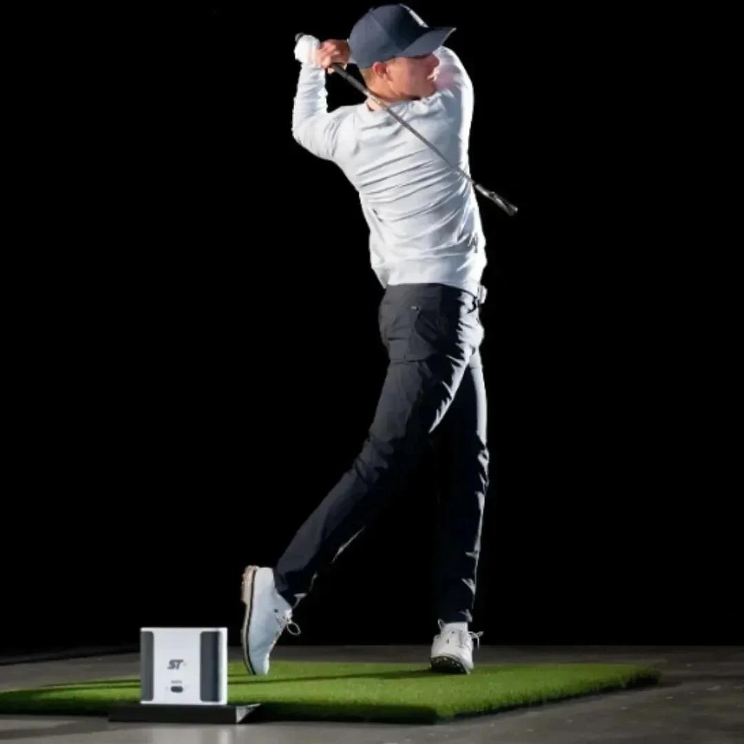 Voor Skytrak + Lanceringsmonitor En Golfsimulatorpakket