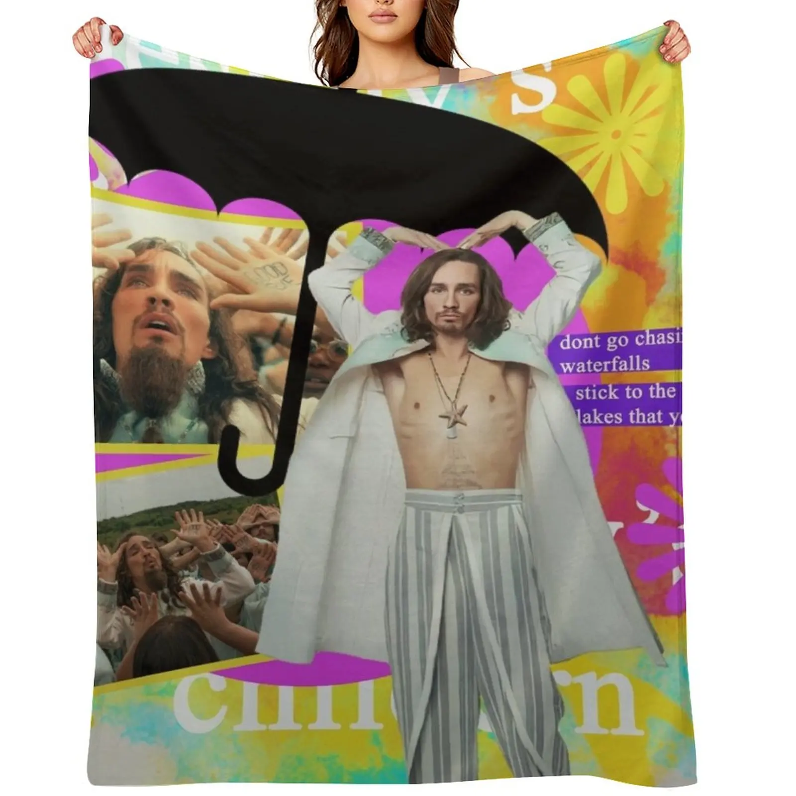 

Klaus Hargreeves The Umbrella Academy sunny and bright Throw Blanket Winter beds manga Camping Luxury Throw Blankets