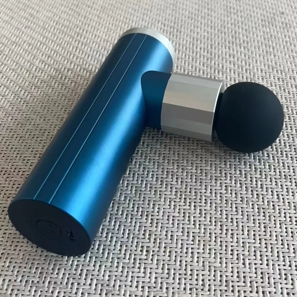 

Массажный пистолет с бесщеточным металлическим двигателем, 3200 об/мин, глубокое воздействие на ткани, 55 дБ, ультратихий, 10 дней автономной работы, 4 скорости, профессиональный класс, для тела