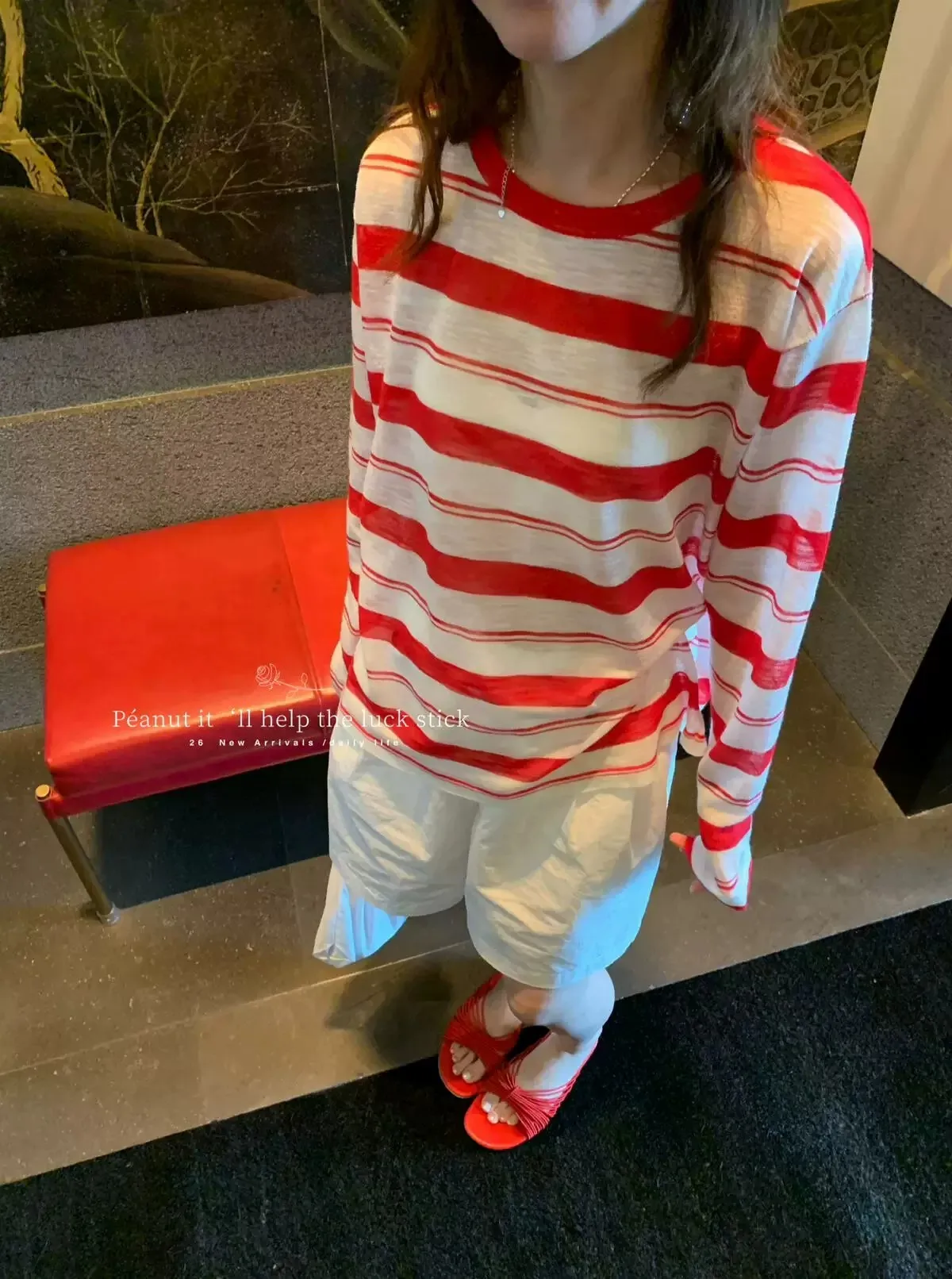 Nueva Camiseta de Verano 2026, Estilo Coreano, Delgada, Semitransparente, con Rayas Rojas, Protección Solar, Cuello Redondo, para Mujer