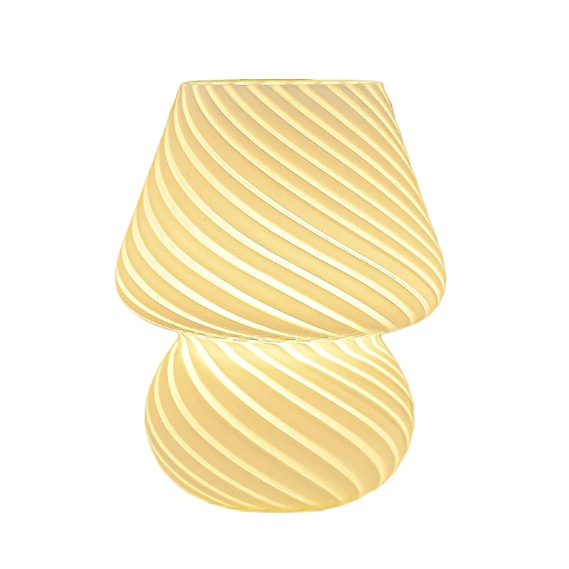 الإبداعية الزجاج لمبة مكتب الرجعية Xiaohongshu الفطر مصباح الإقامة المنزلية غرفة الدراسة Ins ليلة صغيرة ضوء غرفة نوم النوم أباجورة