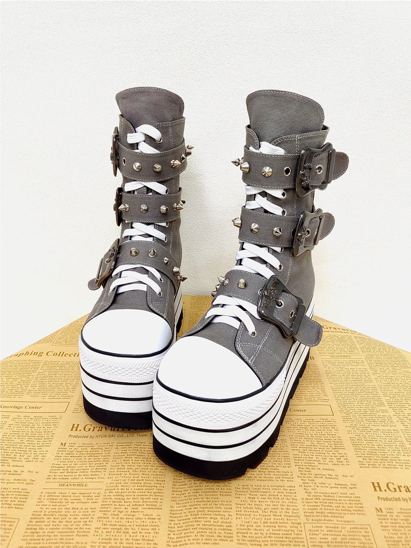 2026 New Lolita Shoes Round Head Lace Belt Buckle Decorative Sponge Cake Thick Bottom Middle Boots Casual Canvas Boots