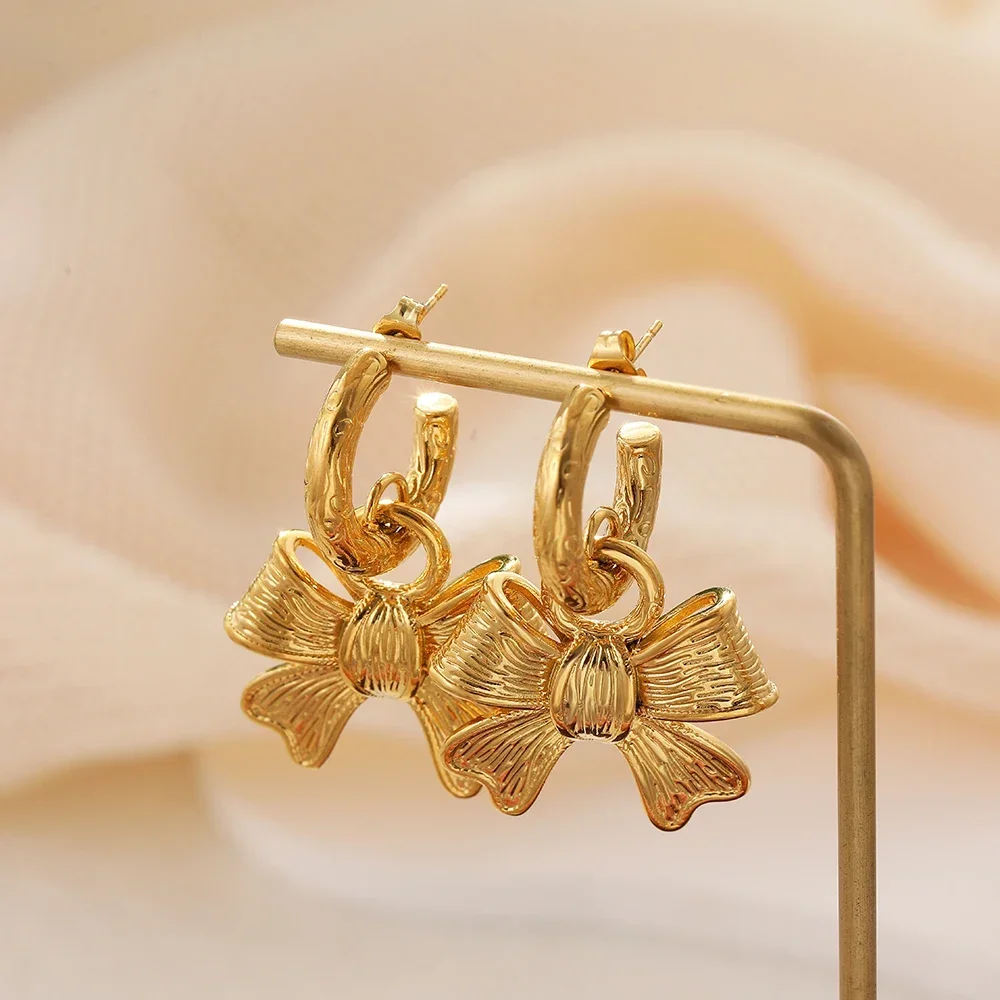 Pendientes colgantes clásicos con lazo de mariposa con textura de Lava, chapados en oro de 18 quilates, gruesos y gordos en forma de C, aro para la oreja, joyería elegante con lazo