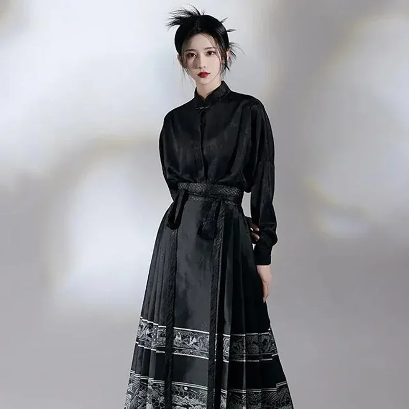 Ming Dynastie Hanfu Pferd Gesicht Rock Frauen Falten Rock schwarz weiß Hemd Rock setzt chinesische traditionelle Hanfu Rock plus Größe