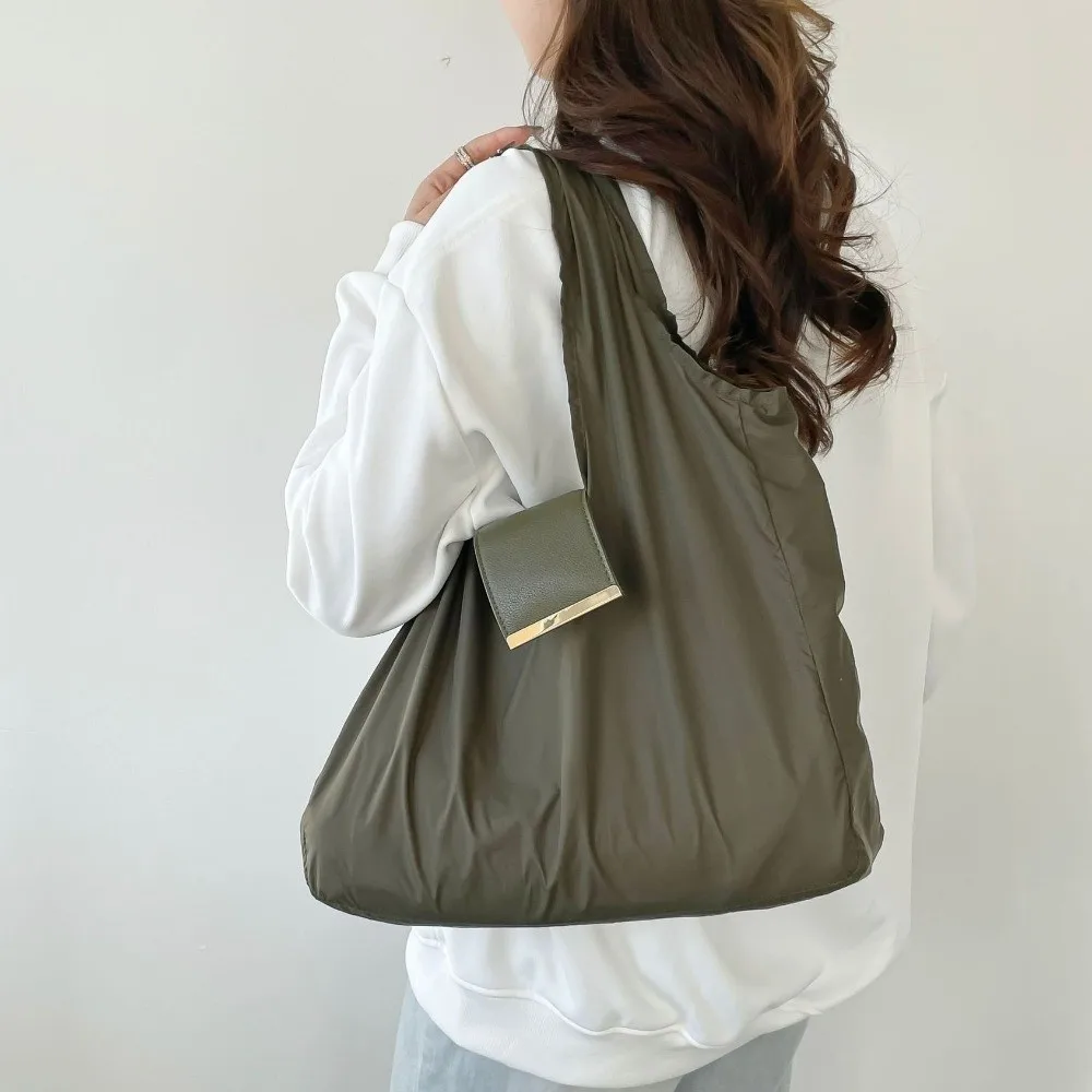 Portable Reusable Mini Tote Bag Lightweight Eco-Friendly Foldable Shopping Bag Large Capacity Key Ring Expandable Reusable Bag