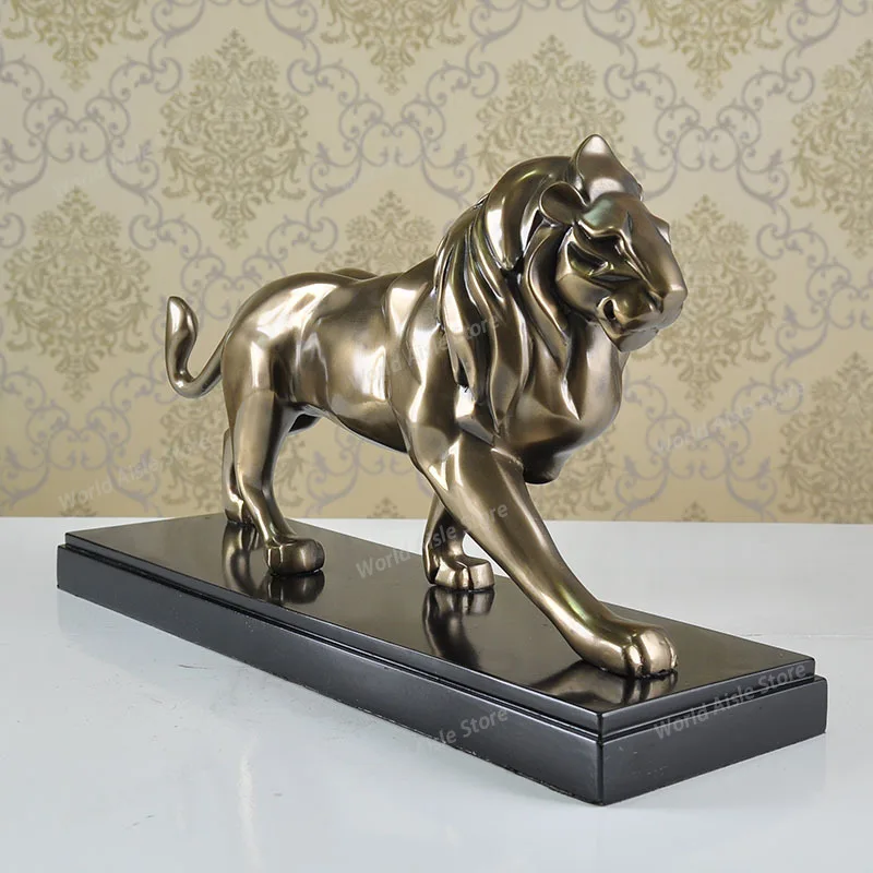 Resin Cold Casting Copper Process Lion Sculptures Luxury European Style Home Decor Items Animal Ornaments Study Desk Handicraft