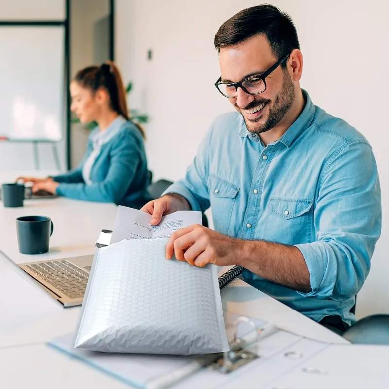 20Pcs white Poly Bubble Mailers Padded Envelopes Bulk Bubble Lined Wrap Polymailer Bags for Shipping Packaging Maile Self Seal