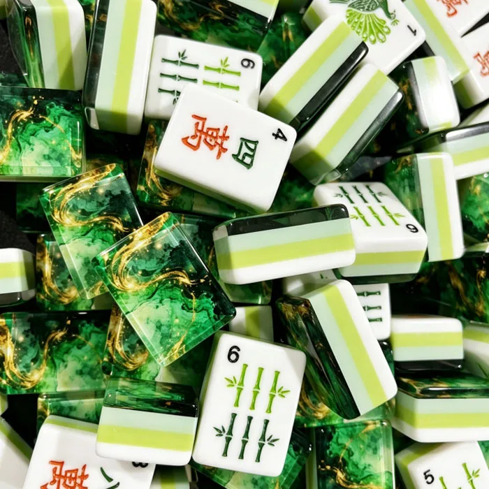 High Quality Luxury 160-Piece American Mahjong Set Acrylic Material Durable Eco-Friendly Emerald Jade Texture Entertainment