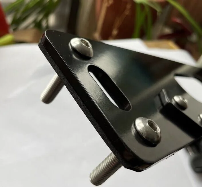 측면 도어 연료통 브래킷 포함 야외 자동차 액세서리