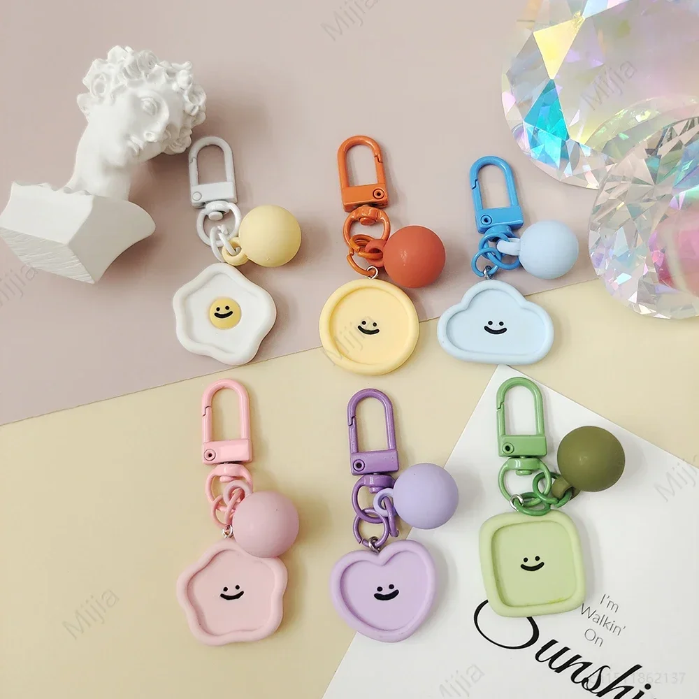 Cute Smiling Face Resin Keychain Heart Flower Cloud Bag Pendant Bag Accessories Candy Color Key Chains Decoration Ornament