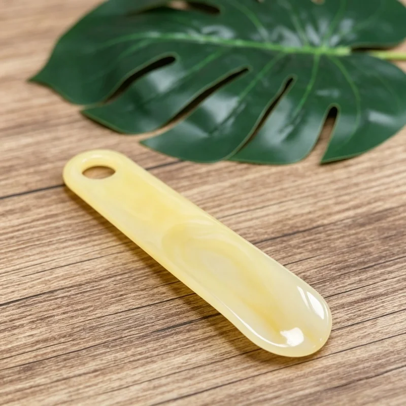 Shoe Horn Spoon Shape Shoe Lifter Portable Shoehorn Long Handle Flexible Shoe Helper for Home Travel Daily Shoe Wearing Tool