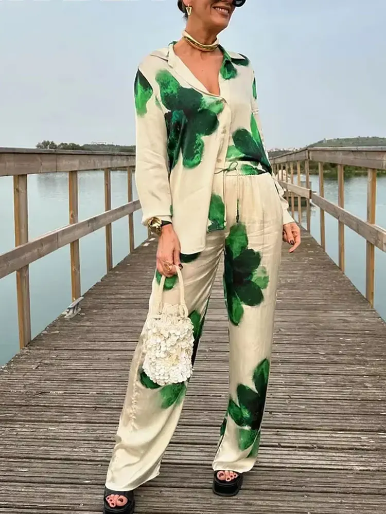 ชุดเซ็ตแฟชั่นผู้หญิงลายดอกไม้ฤดูร้อนสุดฮิต กางเกงขายาวทรงกว้างผูกเชือก+เสื้อแขนยาวทรงหลวมปกเชิ้ต สไตล์สบายๆ