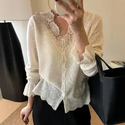 Women's Clothing Stylish Vintage Lace Elegant Temperament T-shirts Spring Autumn Female Solid V Neck Long Sleeve Loose Chic Tops