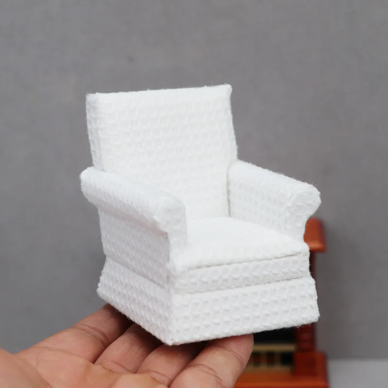 2 stks 1:12 Schaal Poppenhuis Miniatuur Meubels Witte Stof Bank met Kussen Leuke Simulatie Bank voor Poppenhuis Decor & Pretend