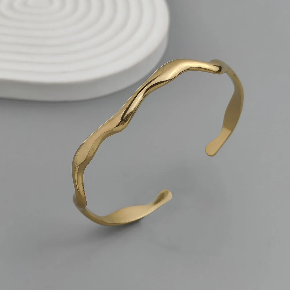 Fashionable Irregular Women's Bracelet, Waterproof and Fading-proof Heavy Metal Stainless Steel Jewelry, Party Favor