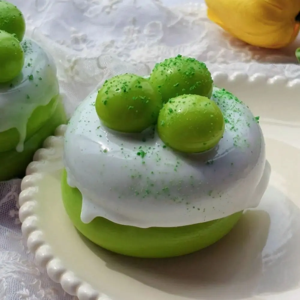 Cute Cake Soufflé Squeeze Toy Mango Simulation Design Cake Chocolate Squeeze Toy Green grapes Squishy Fingertip Slow Rebound Toy