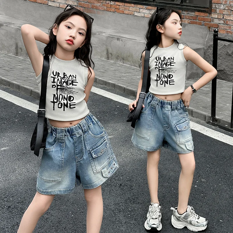 

Fashion Baby Girl Shorts Kids Casual Blue Jeans With Pocket Design Girl Trousers Kids Short Pants Toddler Blue Denim Ages 4-14Y