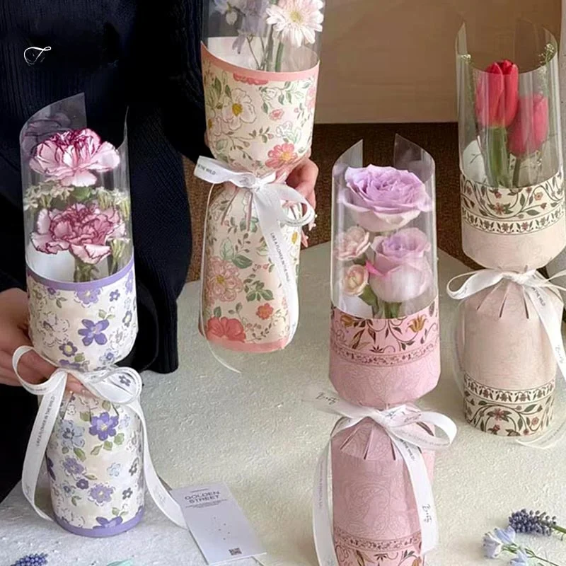 Goddess Single Rose Bouquet Integrated Packaging Paper Creative Pattern Short Sleeve T-Shirt for Women Summer Season