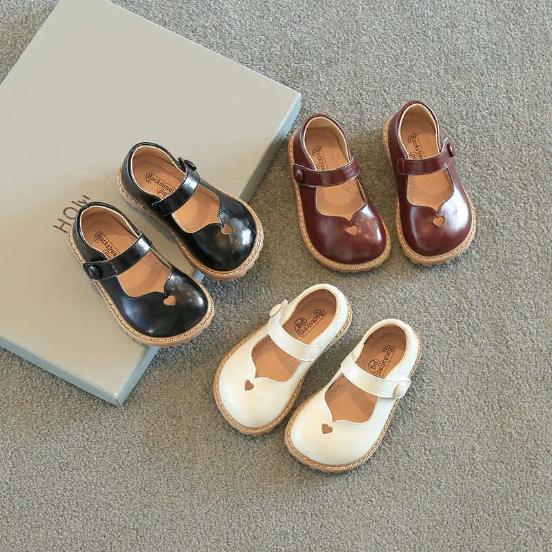 

Spring Girls Casual Shoes Soft Microfiber Cute Hollow Heart Fashion Children's Flat Shoes Non-slip Kids Baby Princess Shoes