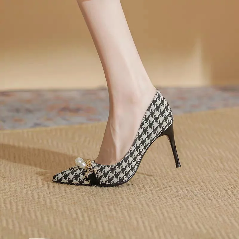 2024 New Autumn Black Thin Heel Pointed Single Shoes Temperament Elegant Ladies Shallow Mouth Thousand Bird Lattice High Heels