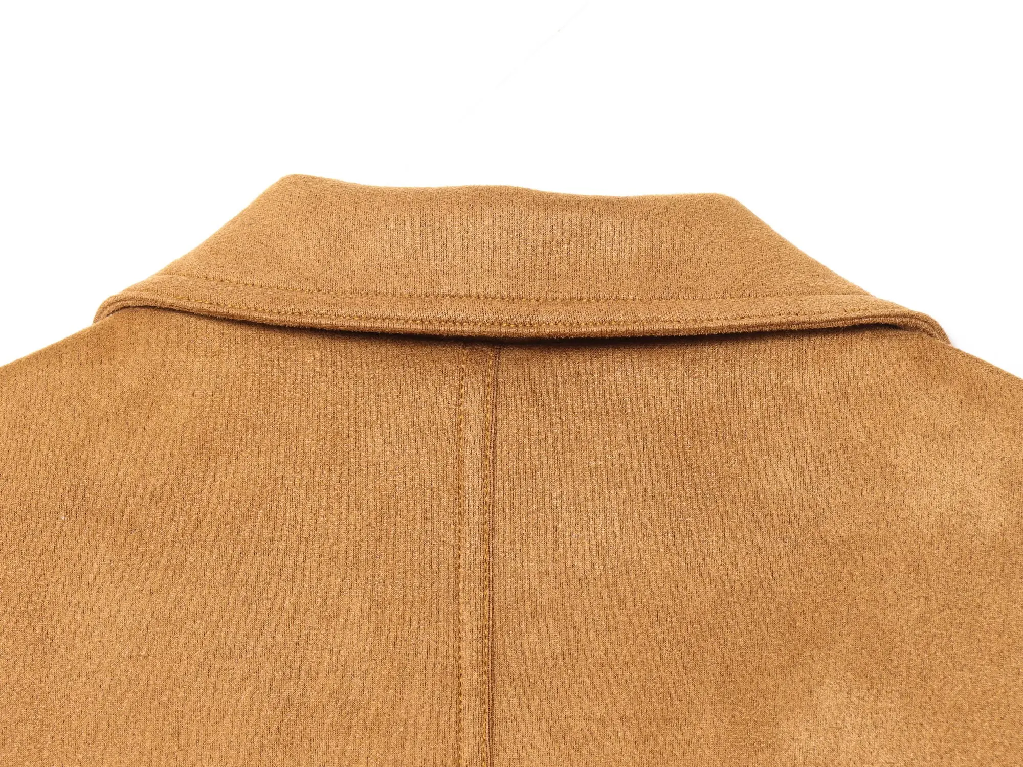 أزياء نسائية لعام 2025 على الطراز الأوروبي والأمريكي للخريف والشتاء حزام جديد مزين بحزام تقليد بتأثير مخملي سترة خارجية