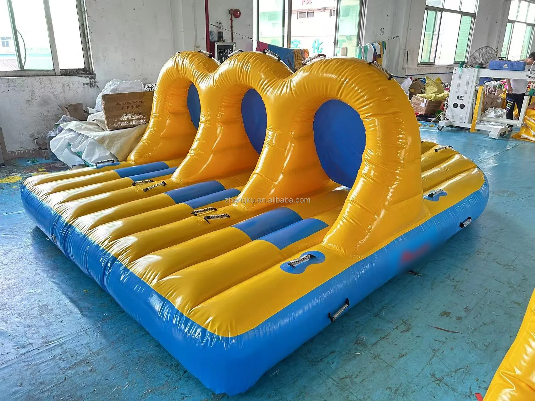Inflatable Water Toy Band Wagon Towable Sofa Tube Inflatable Disco Boat For Water Sport Game