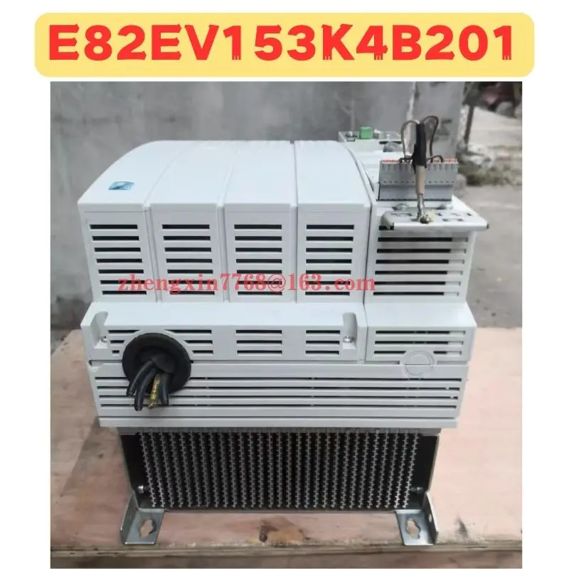 Used Frequency Converter E82EV153K4B201 Normal Function Tested OK Fast delivery