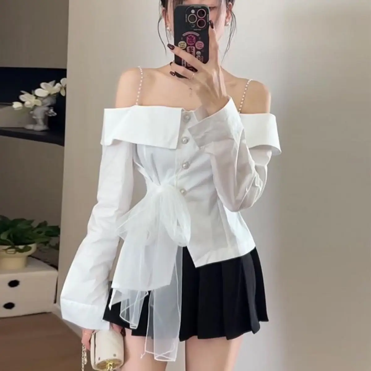 Off-shoulder Mesh Streamer Shirt Female Hot Girl Niche Temperament Slim and Versatile Suspender Top