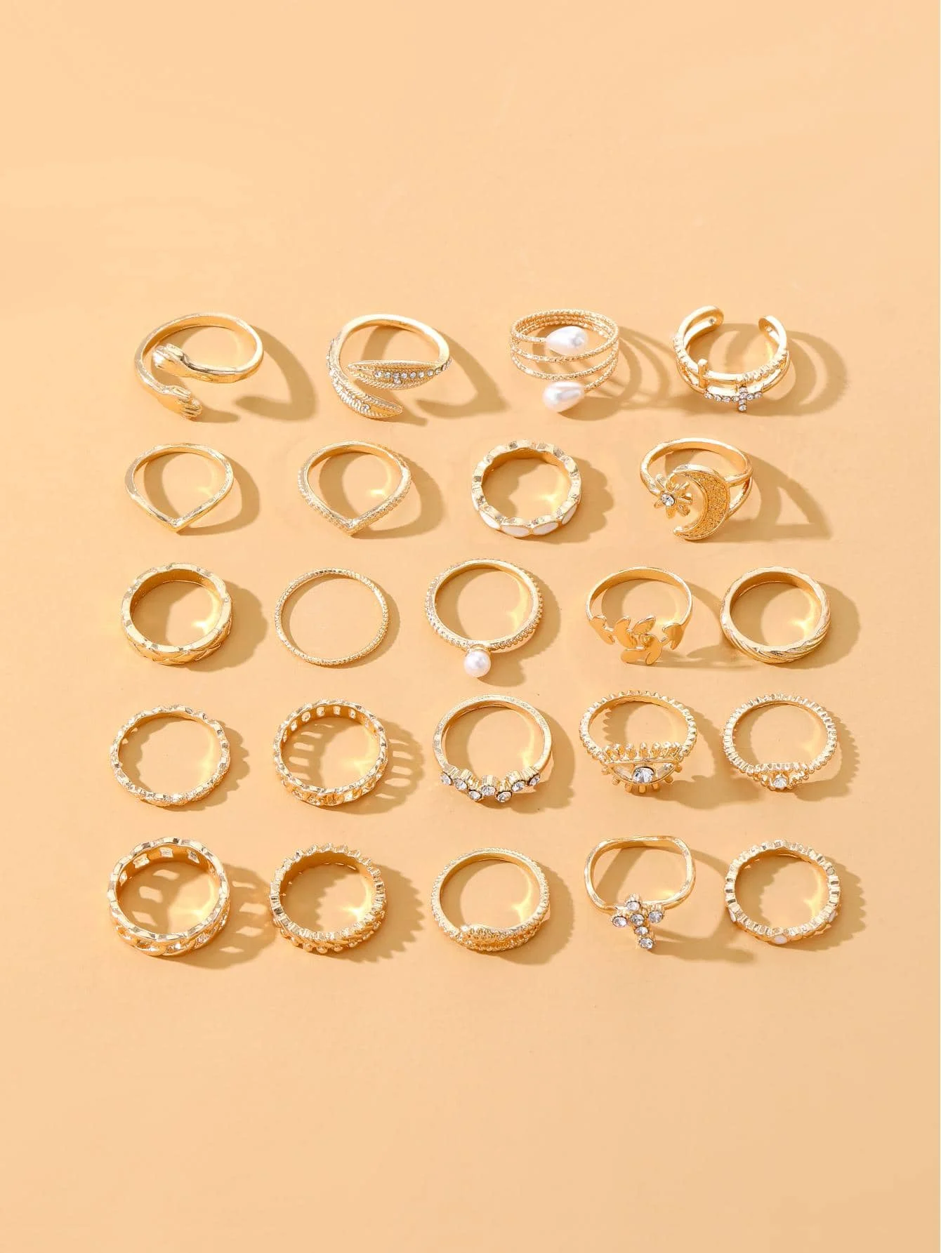 23 Pcs Vintage Silver Rings Set for Women, Baroque Pearl Moon Eye Geometric Stackable Ring Jewelry for Party Daily Wear