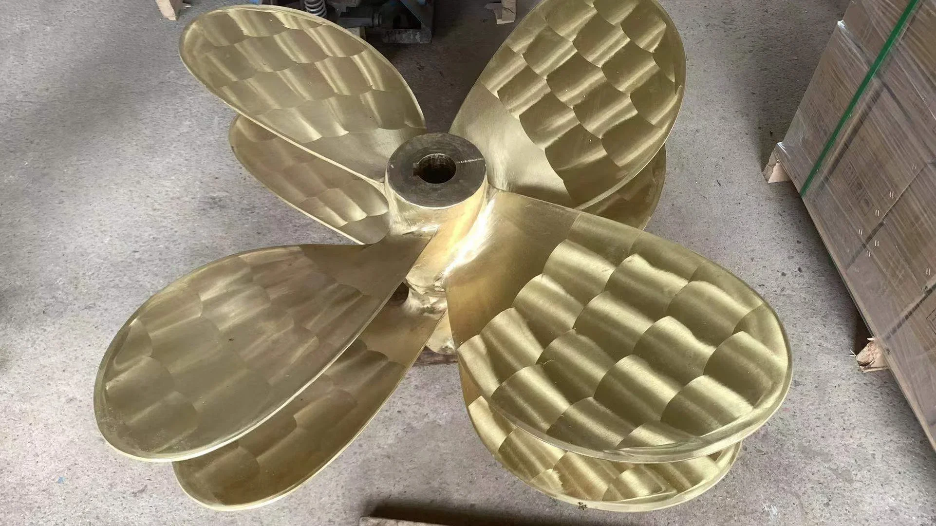 ホットセール　タグボート用　銅Cu1 Cu2 Cu3 Cu4素材　4枚羽根　20インチ　マリンブロンズプロペラ