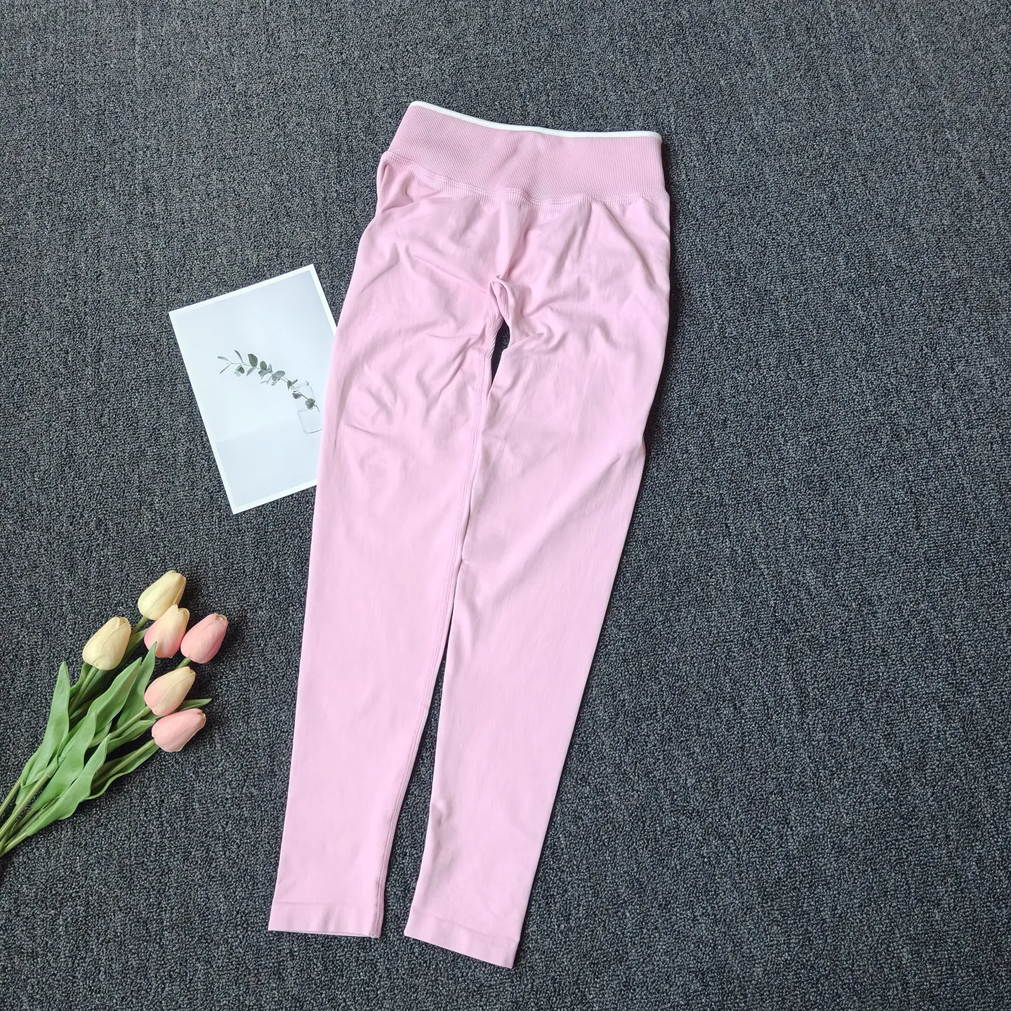 Nahtlose Yoga-Leggings für Damen, mittlere Taille, Push-Up, Fitness-Laufhose, hochelastisch, Hüftlift, Pilates, Gym, Sport-Leggings – Detail 14