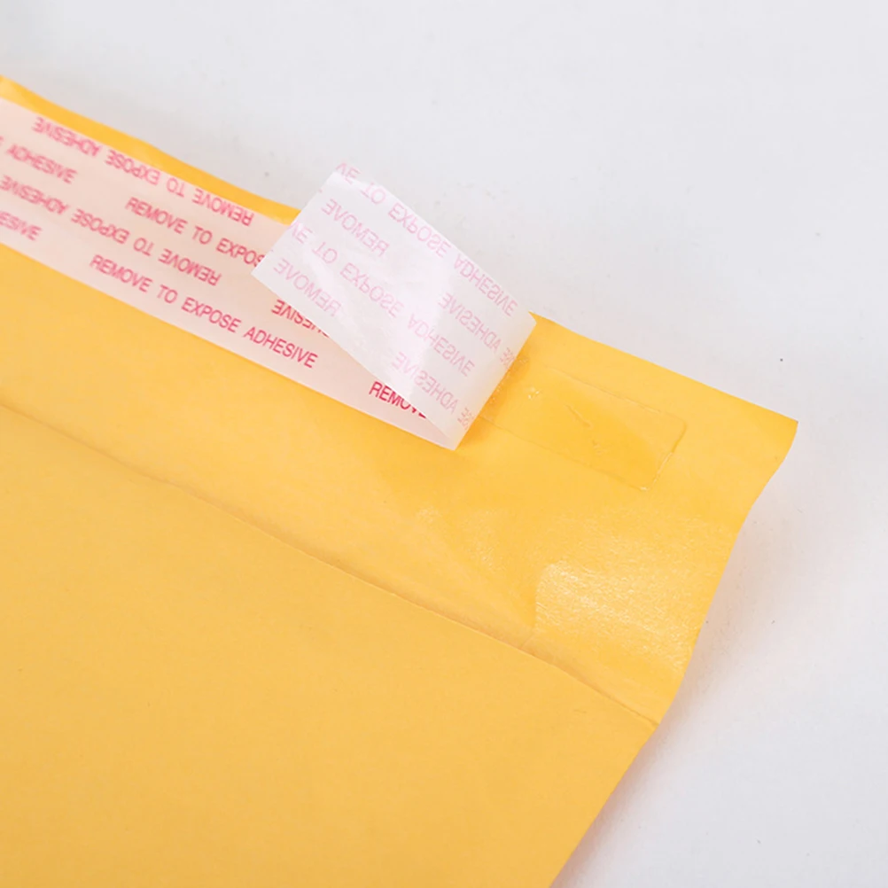 50 Stuks Bubble Gewatteerde Enveloppen Mailer Waterdichte Kraft Mailing Zakken Self-Seal 15x21cm Koerier Verzending bescherming