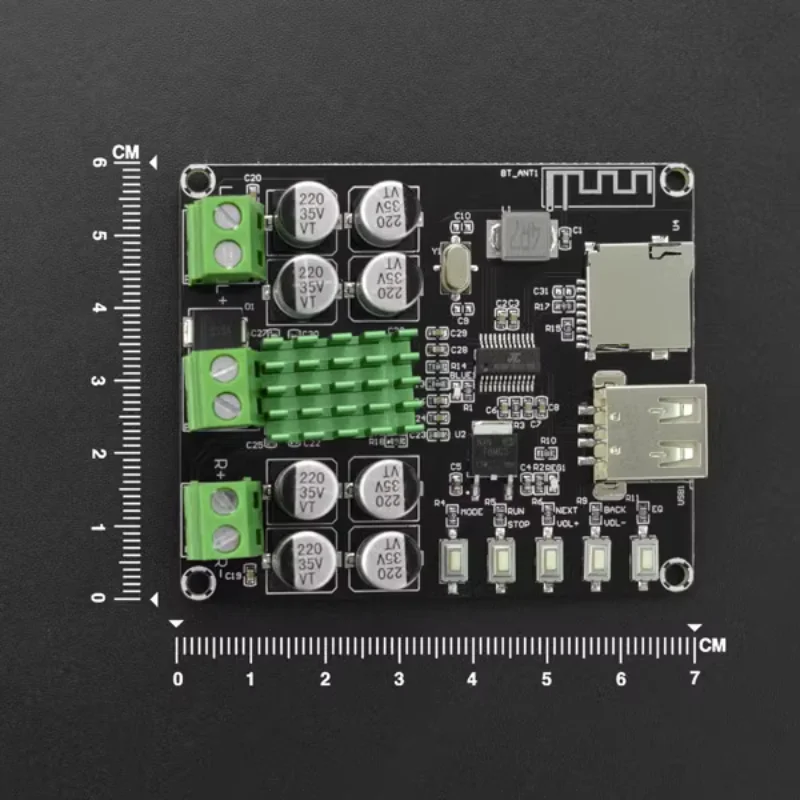 Cyfrowa tablica wzmacniacz mocy Bluetooth (50W * 2)