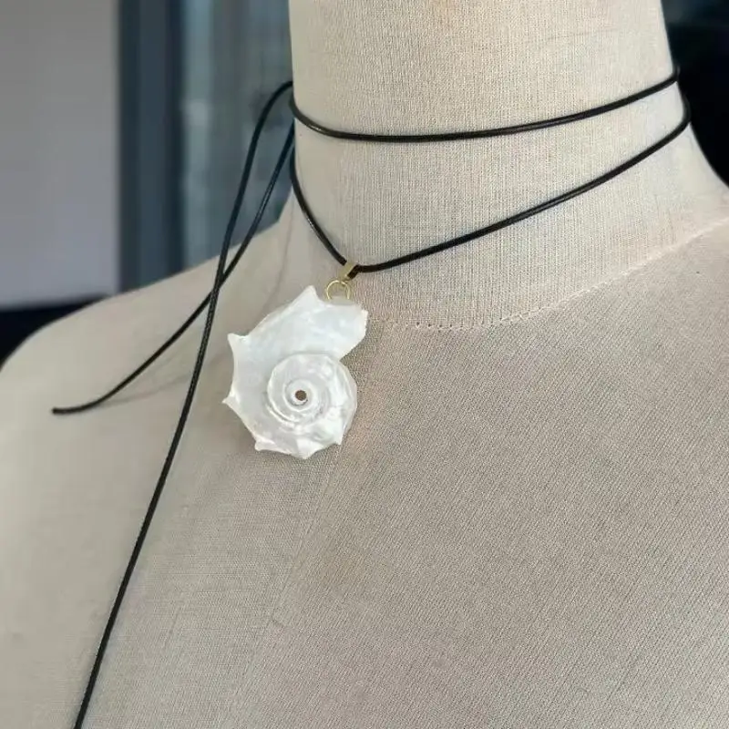 الجلود حبل حزام قلادة البوهيمي نمط قذيفة الطبيعية محارة قلادة للنساء عطلة الشاطئ مجوهرات الحفلات