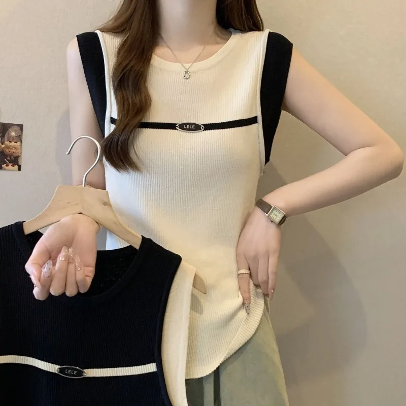 

Women's 2024 New Summer Minimalist Commute Spliced Epaulet Contrast Color Loose Crew Neck Sleeveless Knitted Camisole Tanks Tops