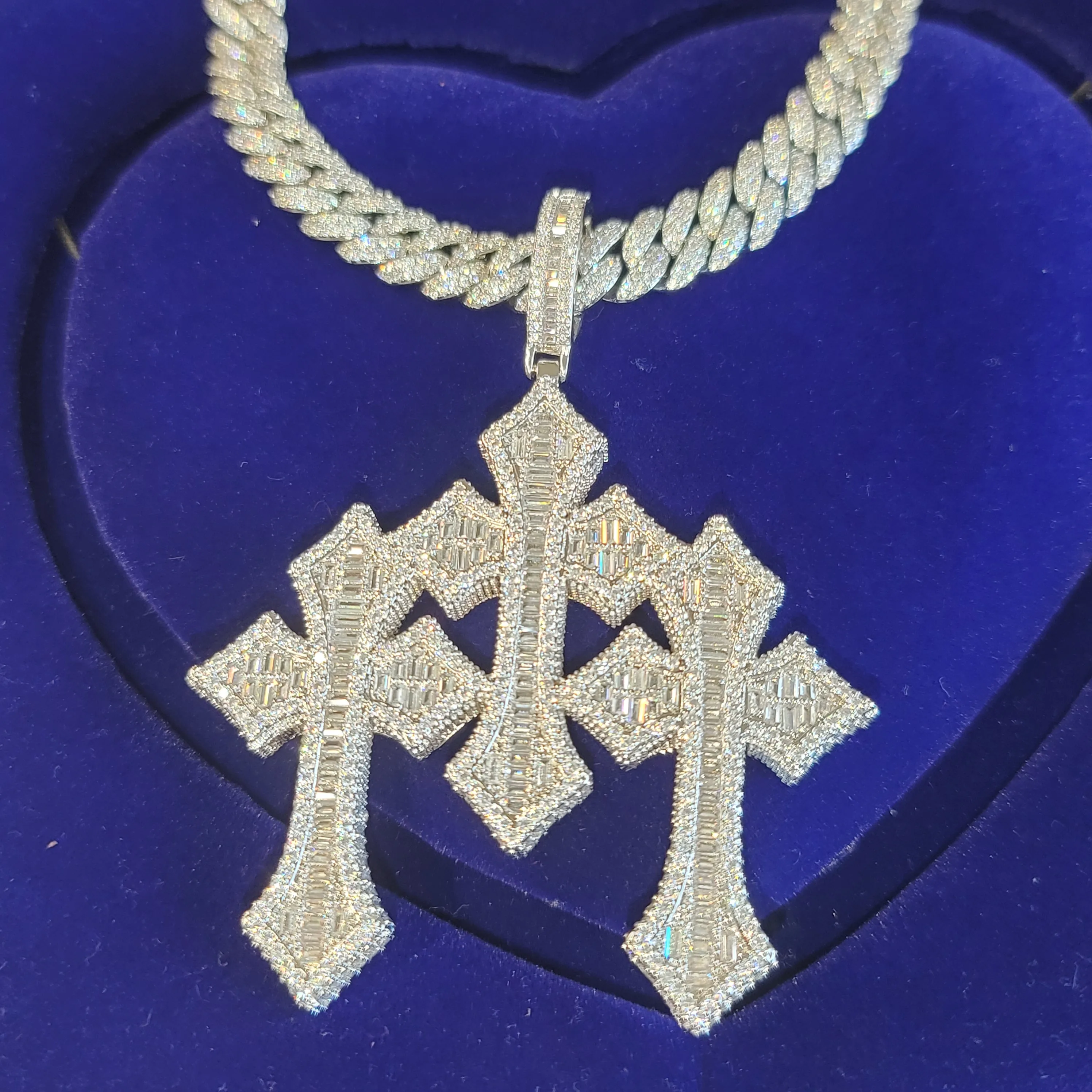 collana-con-ciondolo-a-croce-vintage-classica-alla-moda-con-diamanti-taglio-baguette-grandi-e-brillanti-10-mm-design-a-catena-a-maglia-cubana-miami-gioielli