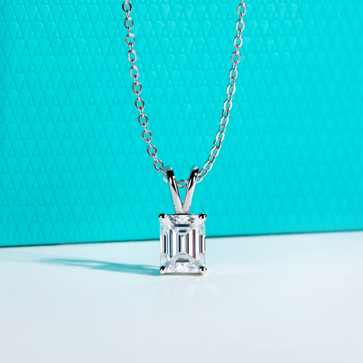 Emerald Cut 2CT/3CT/4CT/5CT D Color VVS1 Moissanite Pendant Necklace S925 Sterling Silver Fine Jewelry Gift For Women Anniversary Wedding Daily Wear