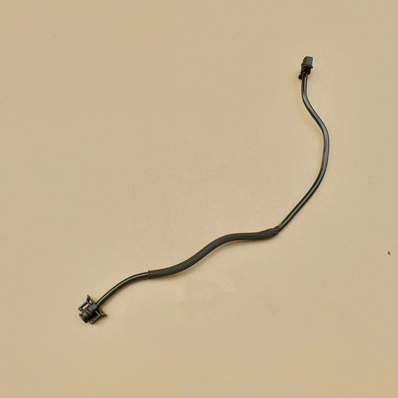 Radiator Top Overflow Hose 2.0L 16V Petrol Diesel for Land Rover Range Rover Evoque Upper Water Pipe To Expansion Tank LR024251