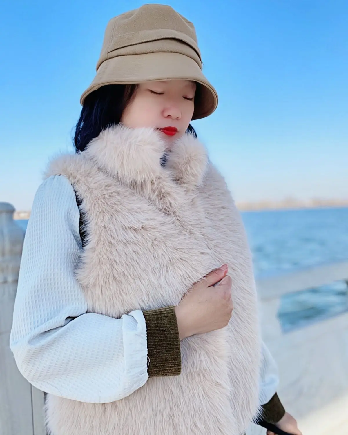 

Faux Fur Y2K Vests Womens Morning Comfortable Short Light Removable Warm Colorful Multiple Korean-Style Diagonal Furry Natural