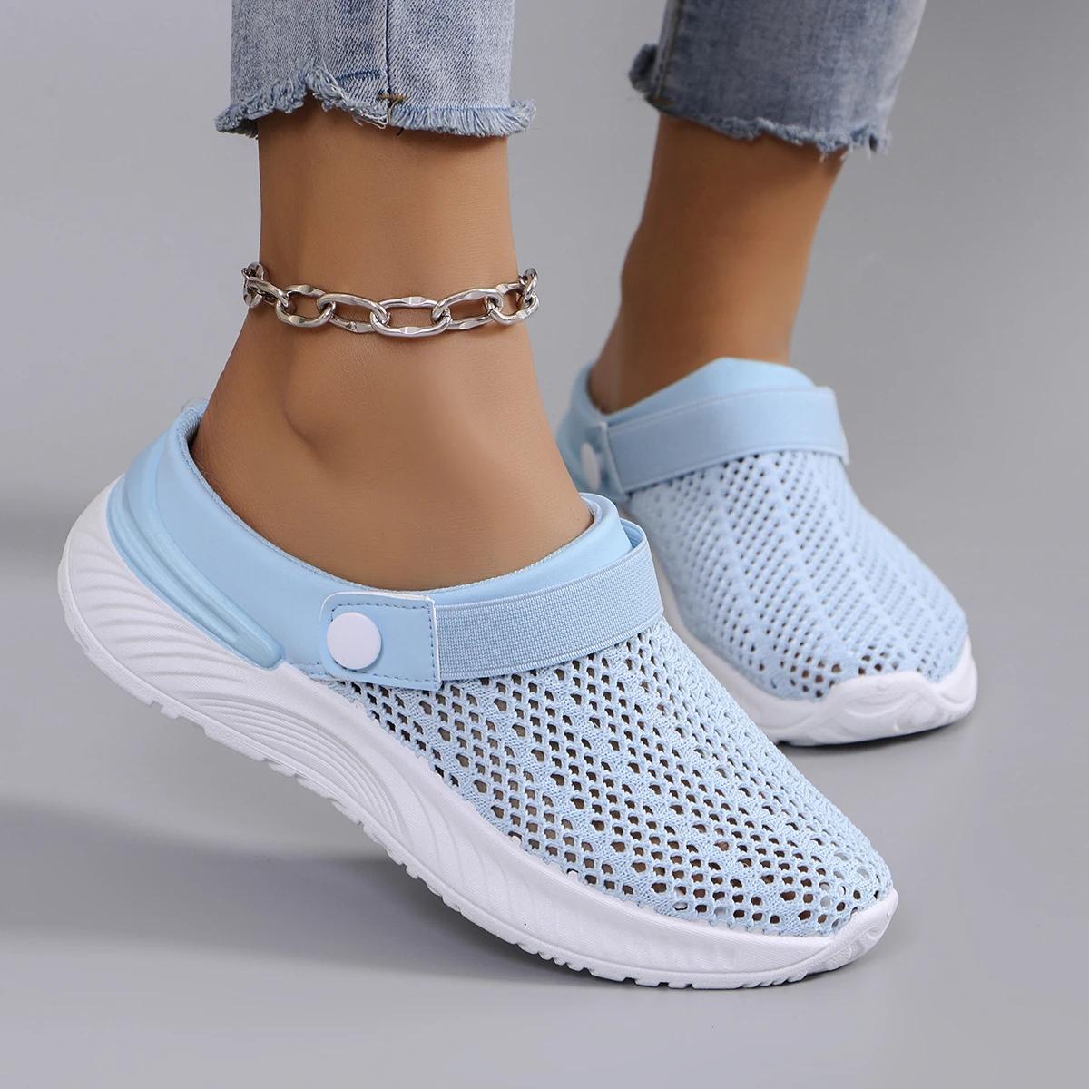 Spring new women\'s sports shoes, fashionable, breathable, lightweight, non-slip, wear-resistant, casual sports shoes, flat shoes