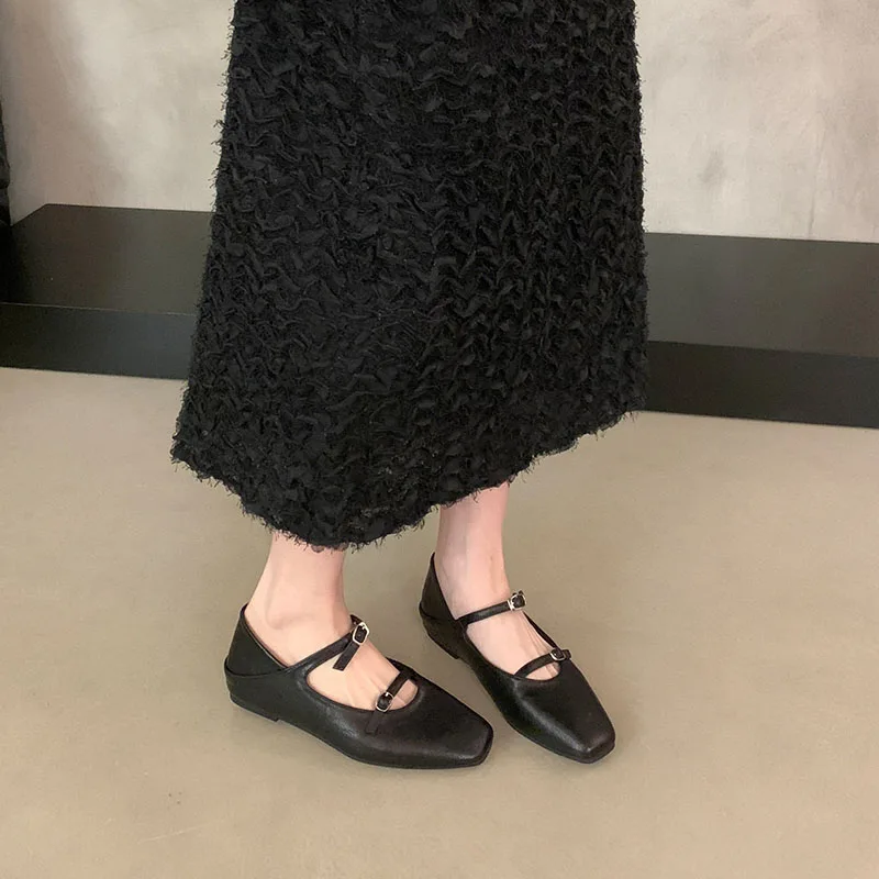 Schuhe, Lolita-Stil, flache Damenschuhe mit Schnallenriemen, Mary Janes, Damen-Flats, die die Körpergröße optisch erhöhen, weich, modisch, flache Damenschuhe. – Detail 3